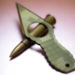 knife and cartridge